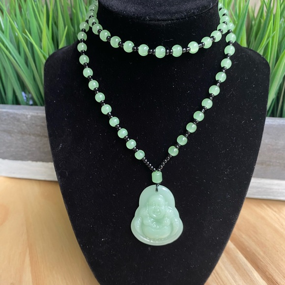 STATEMENT NYC NECKLACE - Picture 7 of 12